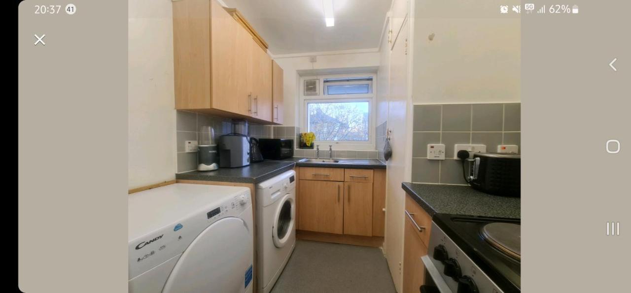 شقة R1 Superking Sized Bed & 65" Tv On The Wall In Clapham لندن المظهر الخارجي الصورة